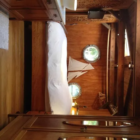 فندق مبيت وإفطار Boathotel أمستردام