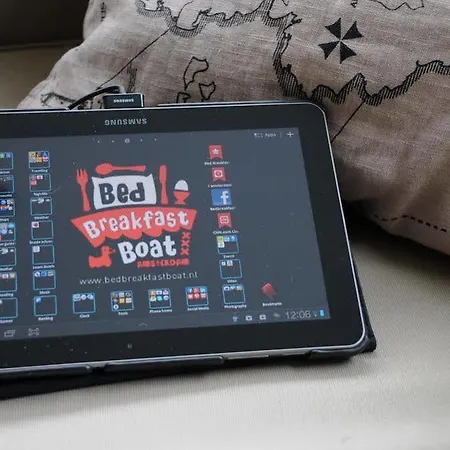 Boathotel Bed and Breakfast