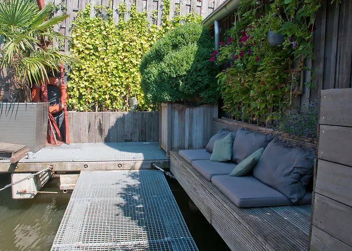 Boathotel Bed & Breakfast Amsterdam