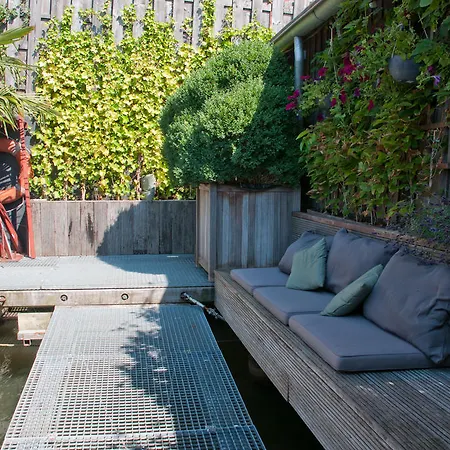 Boathotel Bed & Breakfast Amsterdam