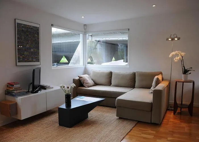 Boathotel Bed & Breakfast