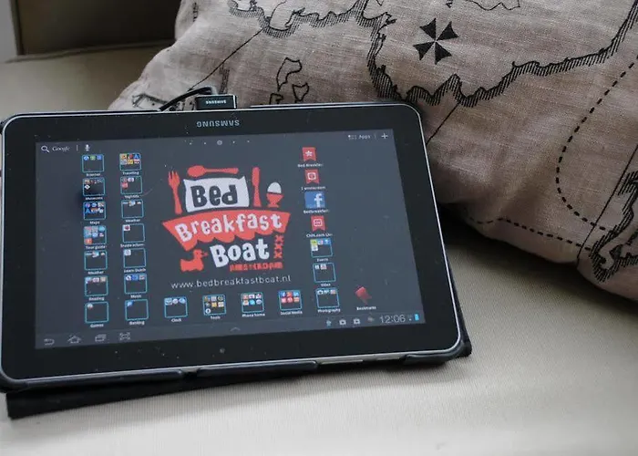 Boathotel Bed & Breakfast